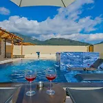 Oryap Villalari Villa *