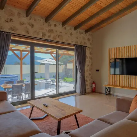 Oryap Villalari Villa *